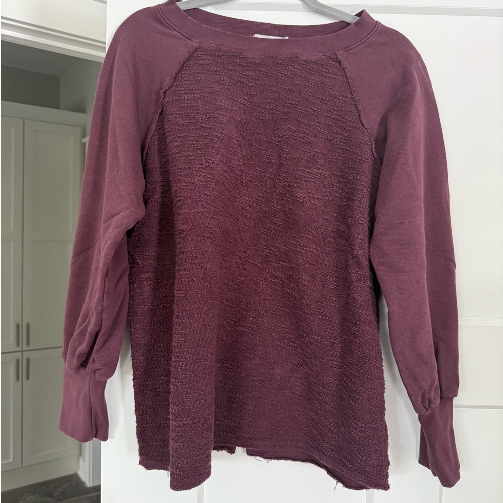 Chic Maroon Textured Women's Sweatshirt
